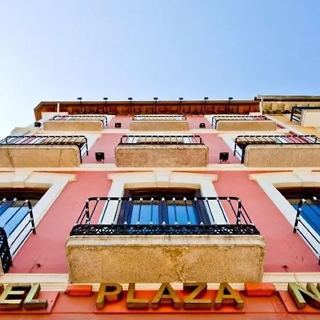 Отель Plaza Nueva