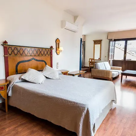 Hotel Plaza Nueva Granada