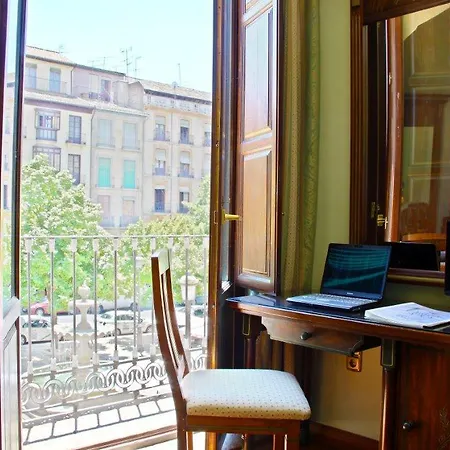 Hotel Plaza Nueva