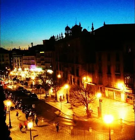 Hotel Plaza Nueva 3*