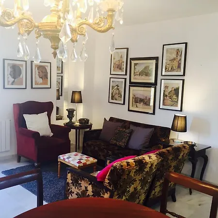 Plaza Nueva Szálloda 3*