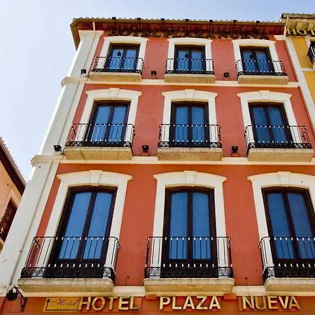 Plaza Nueva מלון