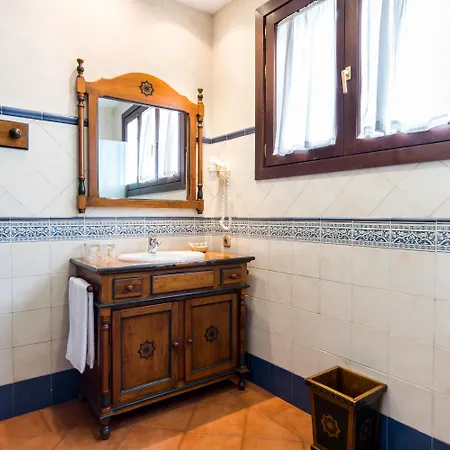 Plaza Nueva Hotel 3*